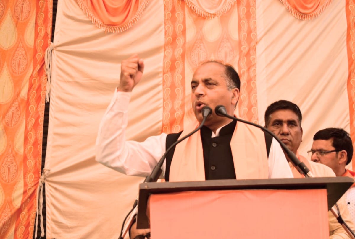 Himachal CM announces 4 percent DA hike on I-Day