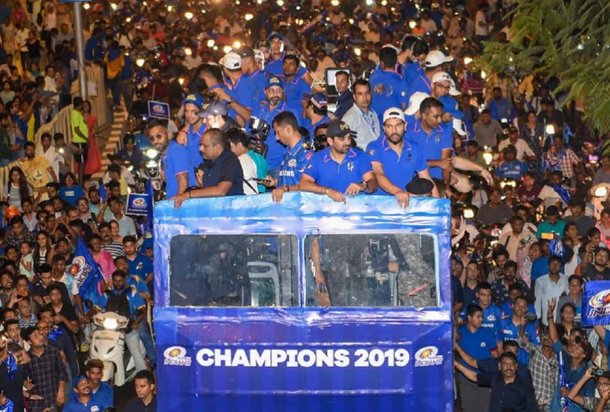 Mumbai Indians celebrated their historic fourth IPL win in an open bus on mumbai streets