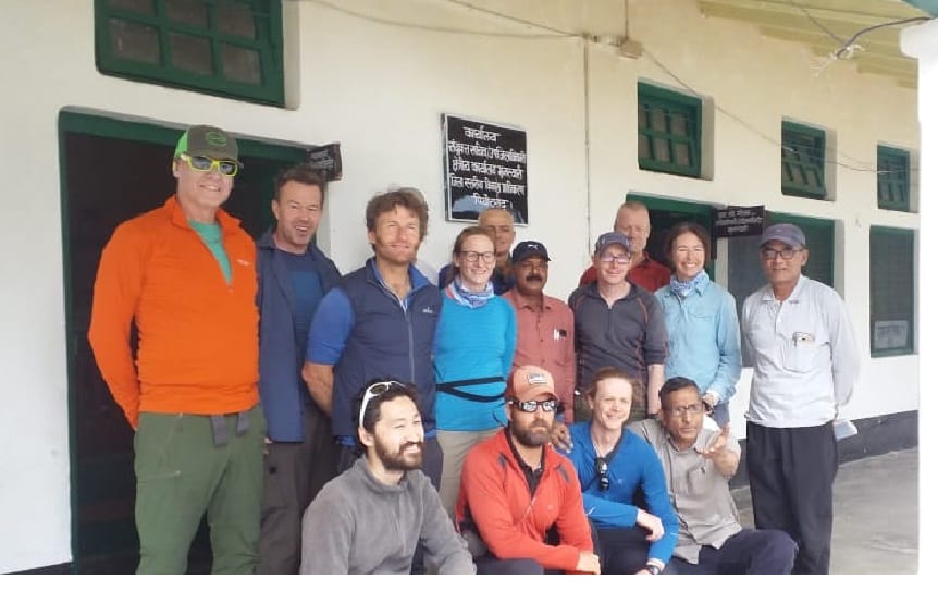 Nanda of foreign climbers Goddess Rides for Arohan