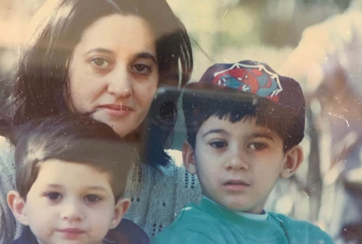 sunny deol wife pooja deol picture share by son karan deol