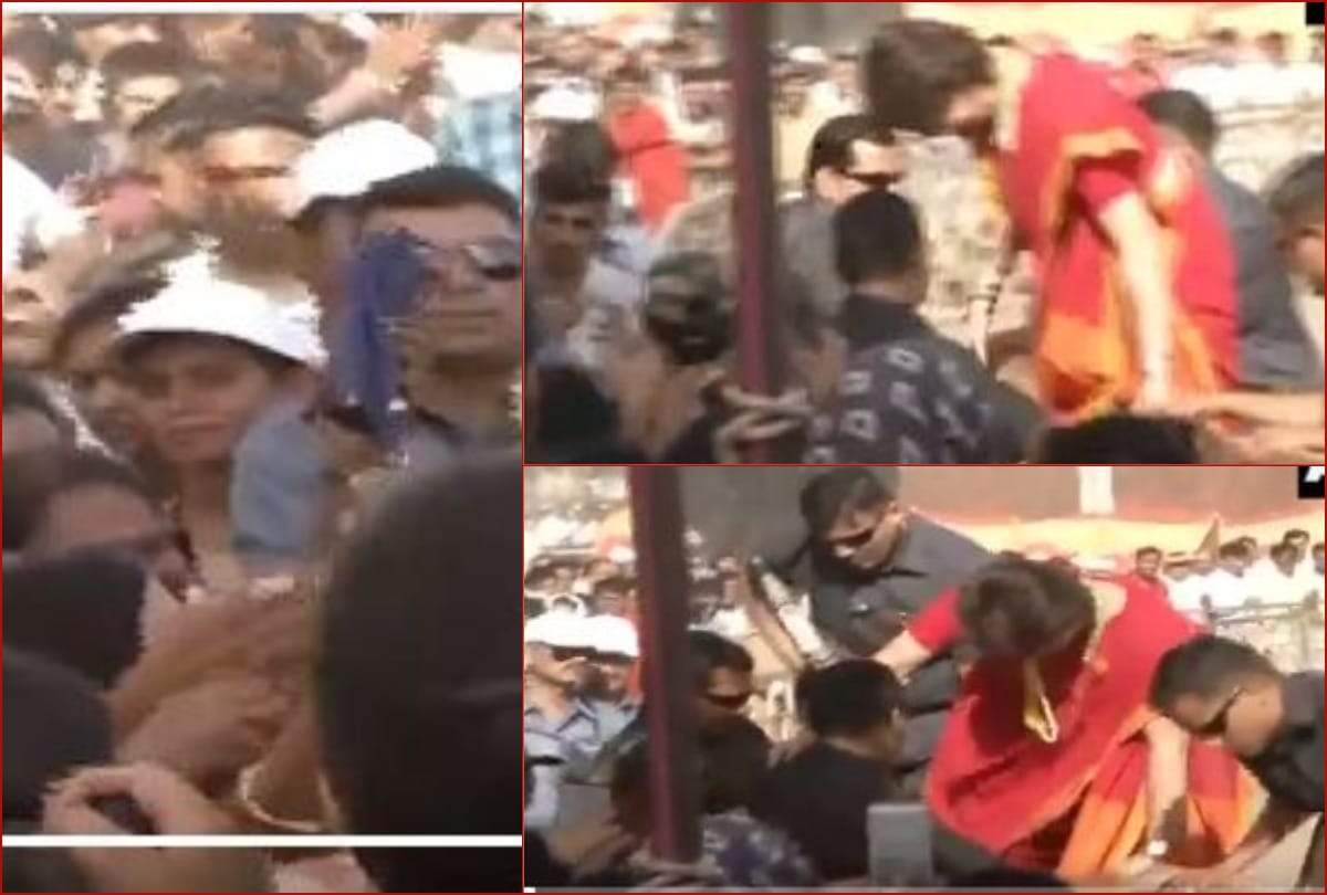 Lok Sabha Chunav 2019: Priyanka Gandhi jump barricade for Women, shake hand with Modi supporters