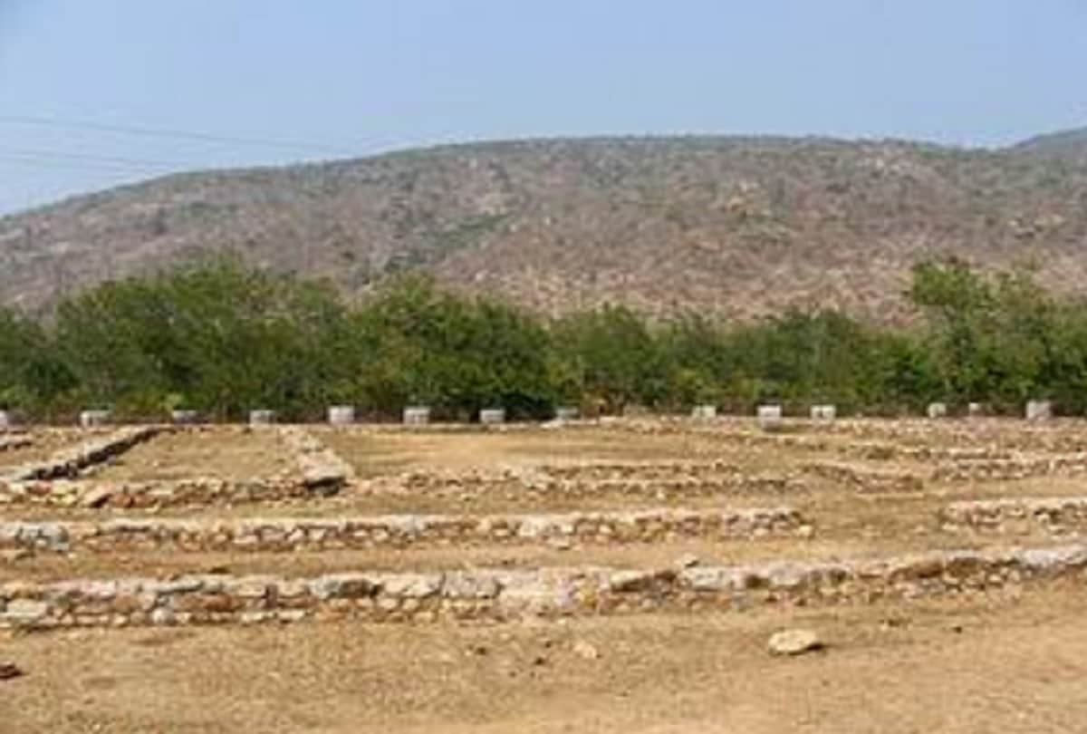 magadha empire bimbisara Treasure is Hidden in Son Bhandar Caves Rajgir