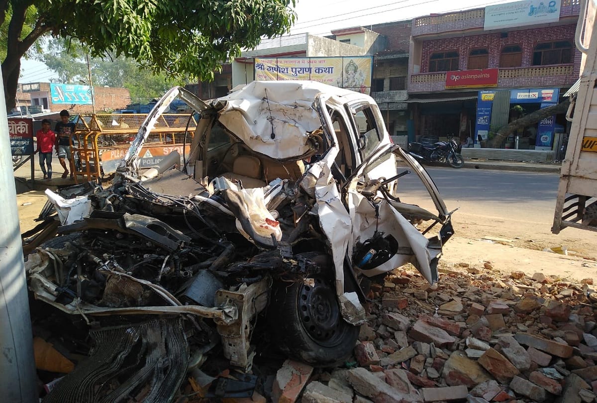 Car and truck collision in Pratapgarh