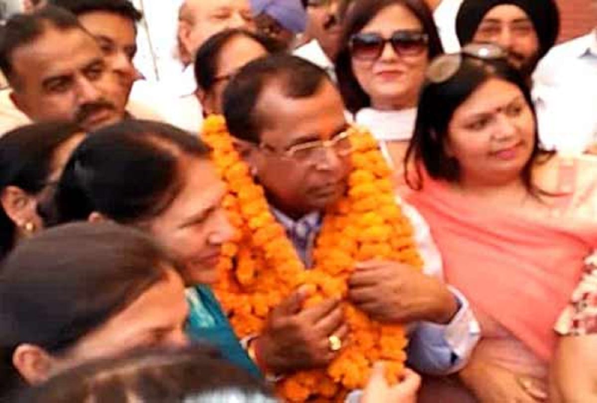 Know About Presence Of Punjab's MPs In Parliament