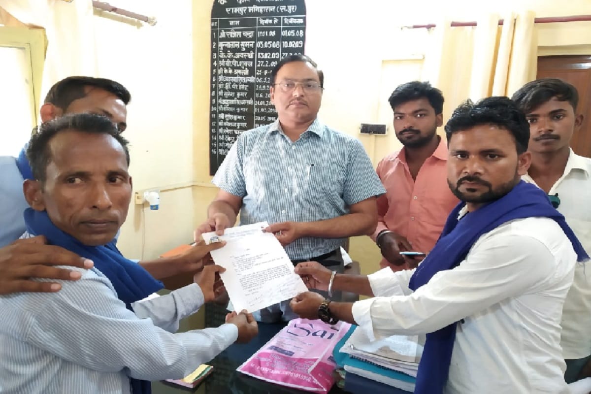 Indecent remarks on Scheduled Castes and demand action of Bhim Army activists