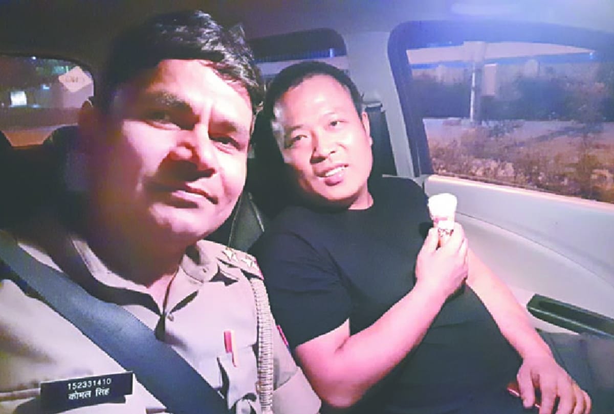 Chinese man Lost in jungle rescued by noida police