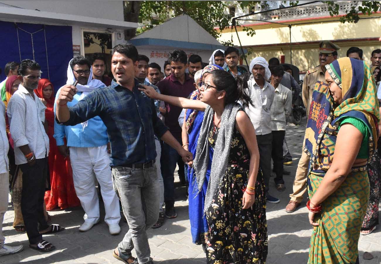 jyoti murder case unnao police found Bullet under sofa