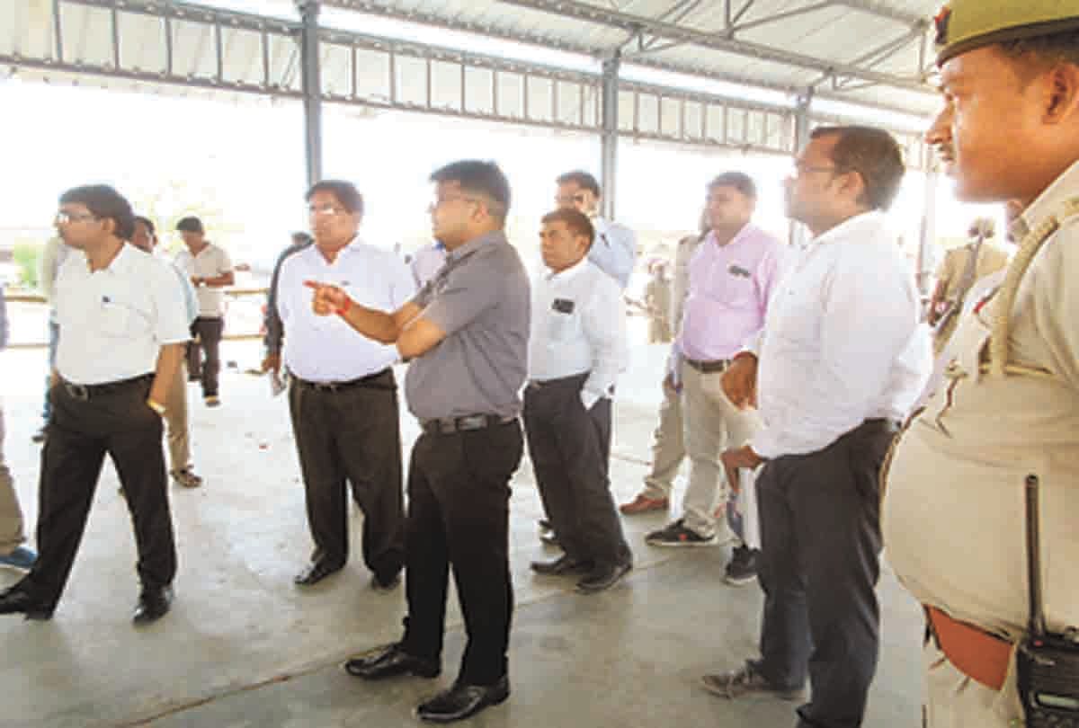 Vote counting: Result of Postal Votes will be announced first.