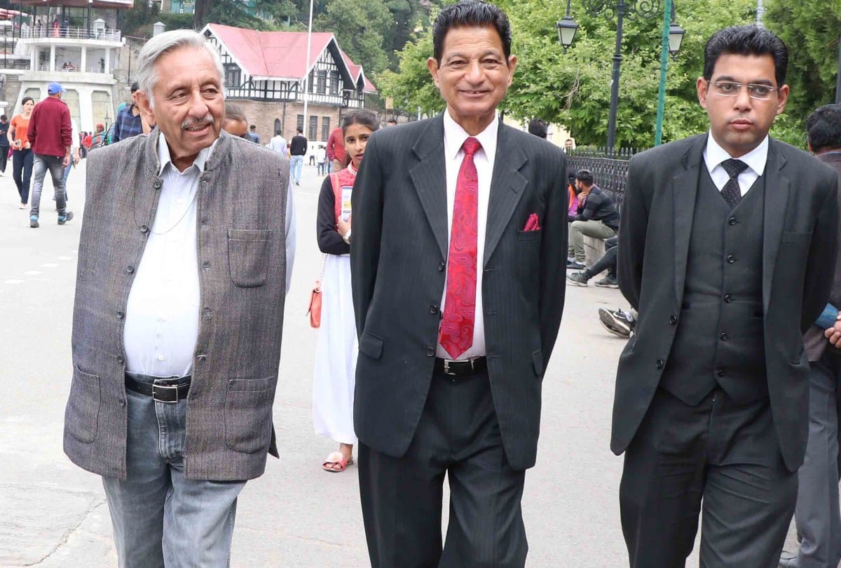 mani shankar aiyar controversial statement creates problems for Congress Party