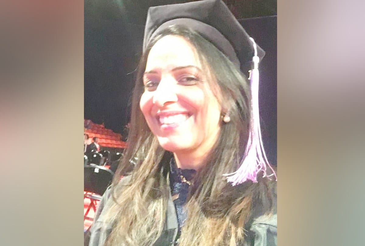 Dr. Pranita Thakur get Academic Achievement and Leadership Excellence Award in Illinois