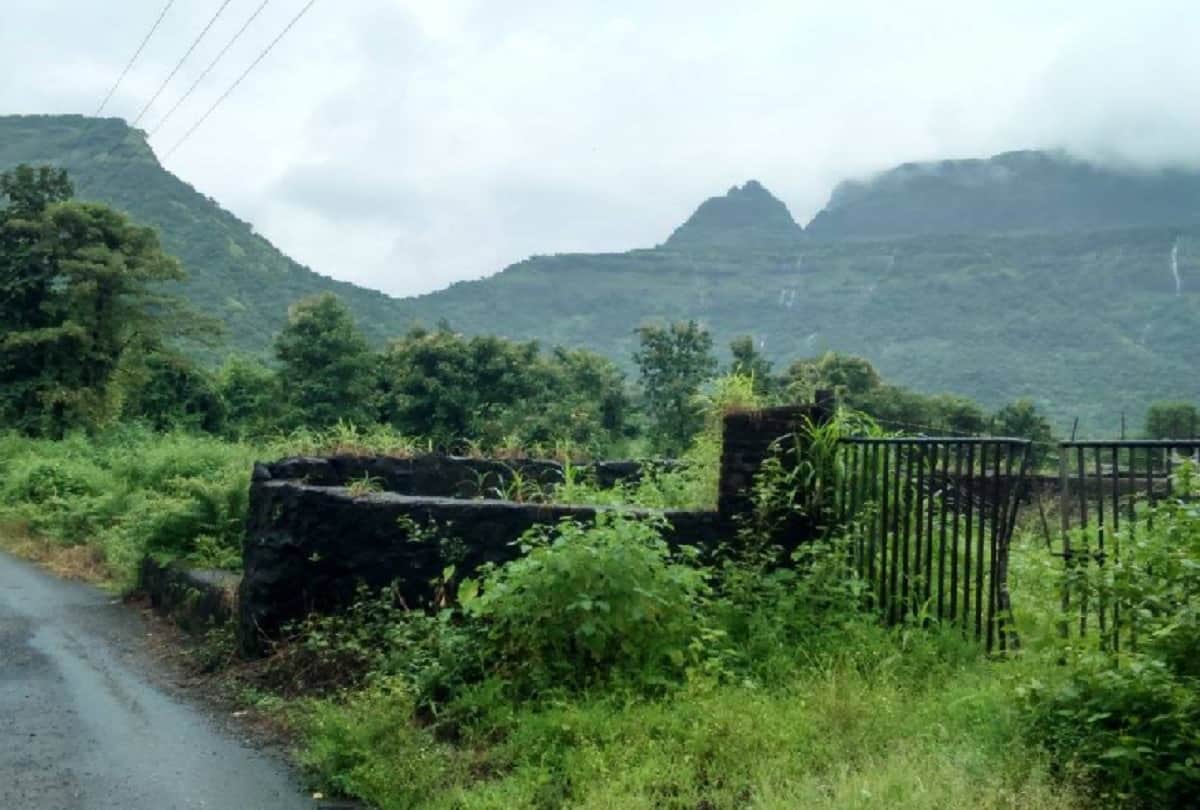 Kalavantin Durg Indias Most Dangerous Fort story of Prabalgad fort Maharashtra