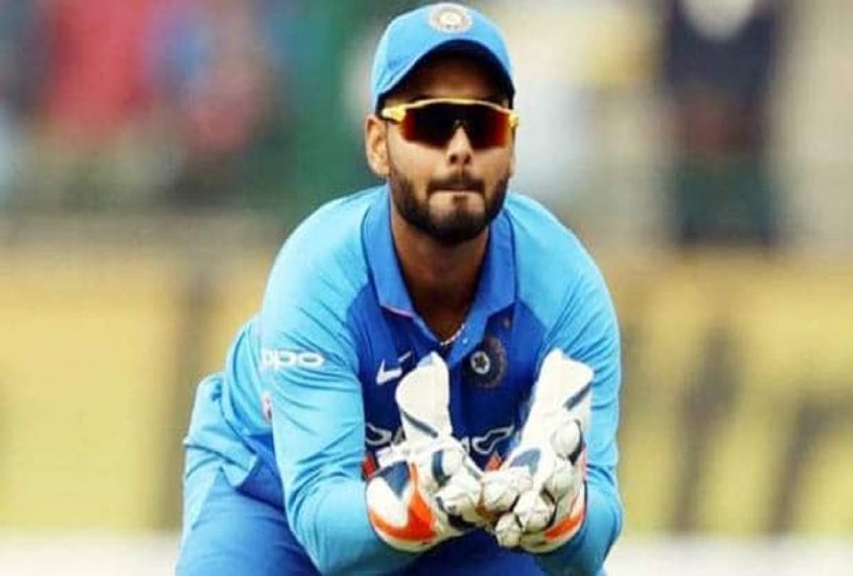 World Cup 2019: Rishabh Pant to fly out as standby for Shikhar Dhawan