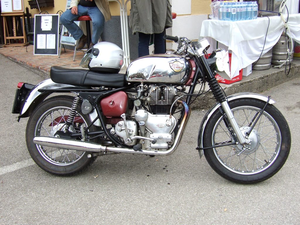 Royal Enfield could launch cheapest version of interceptor 650 named by Meteor