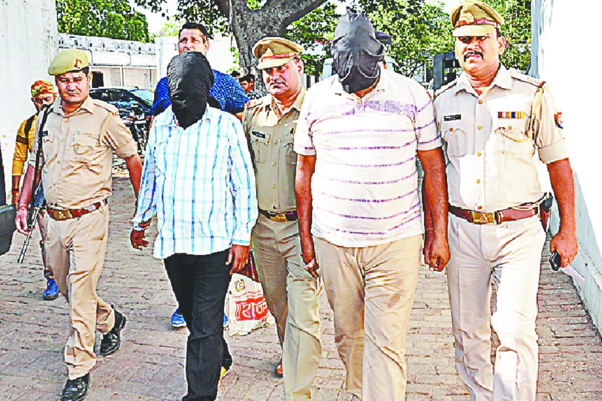 police inspector became lootera in saharanpur