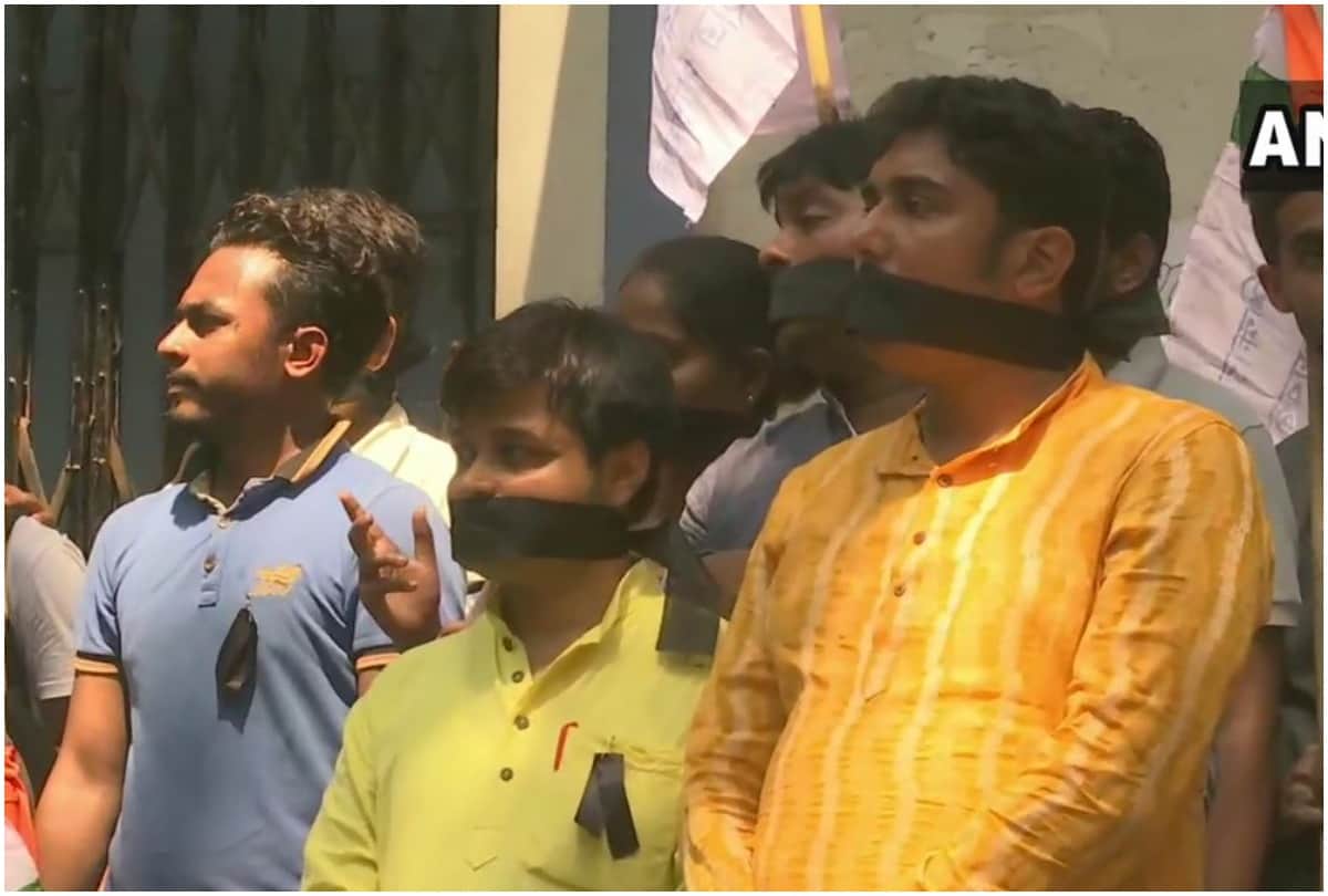 Lok Sabha Chunav 2019:CPM,TMC protest against the vandalisation of Ishwar Chandra Vidyasagar statue