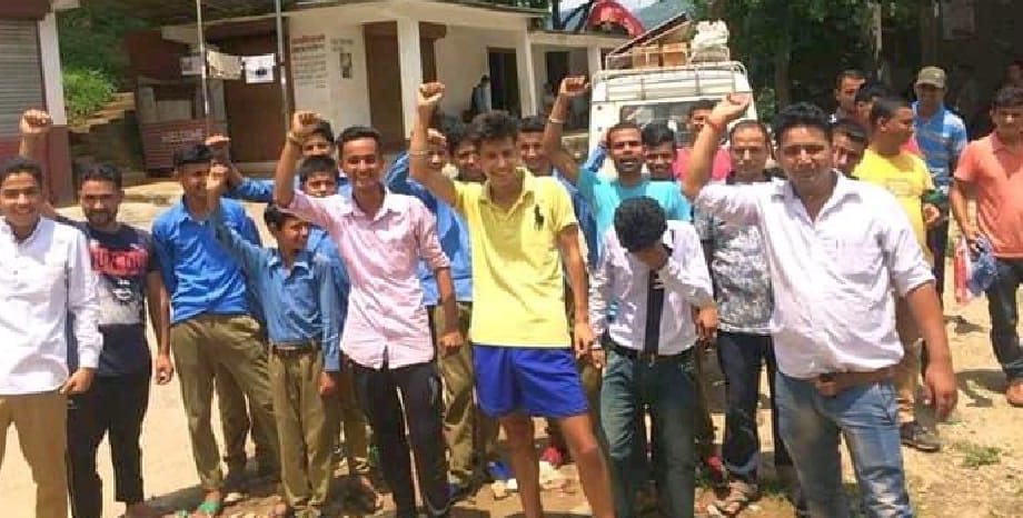 Student gets hunger strike, parents will be on the road