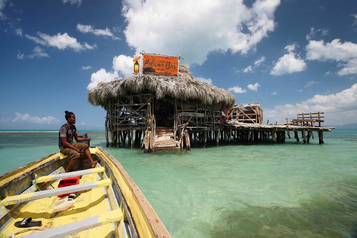 This floating bar in the Caribbean Sea is looking for a bartender