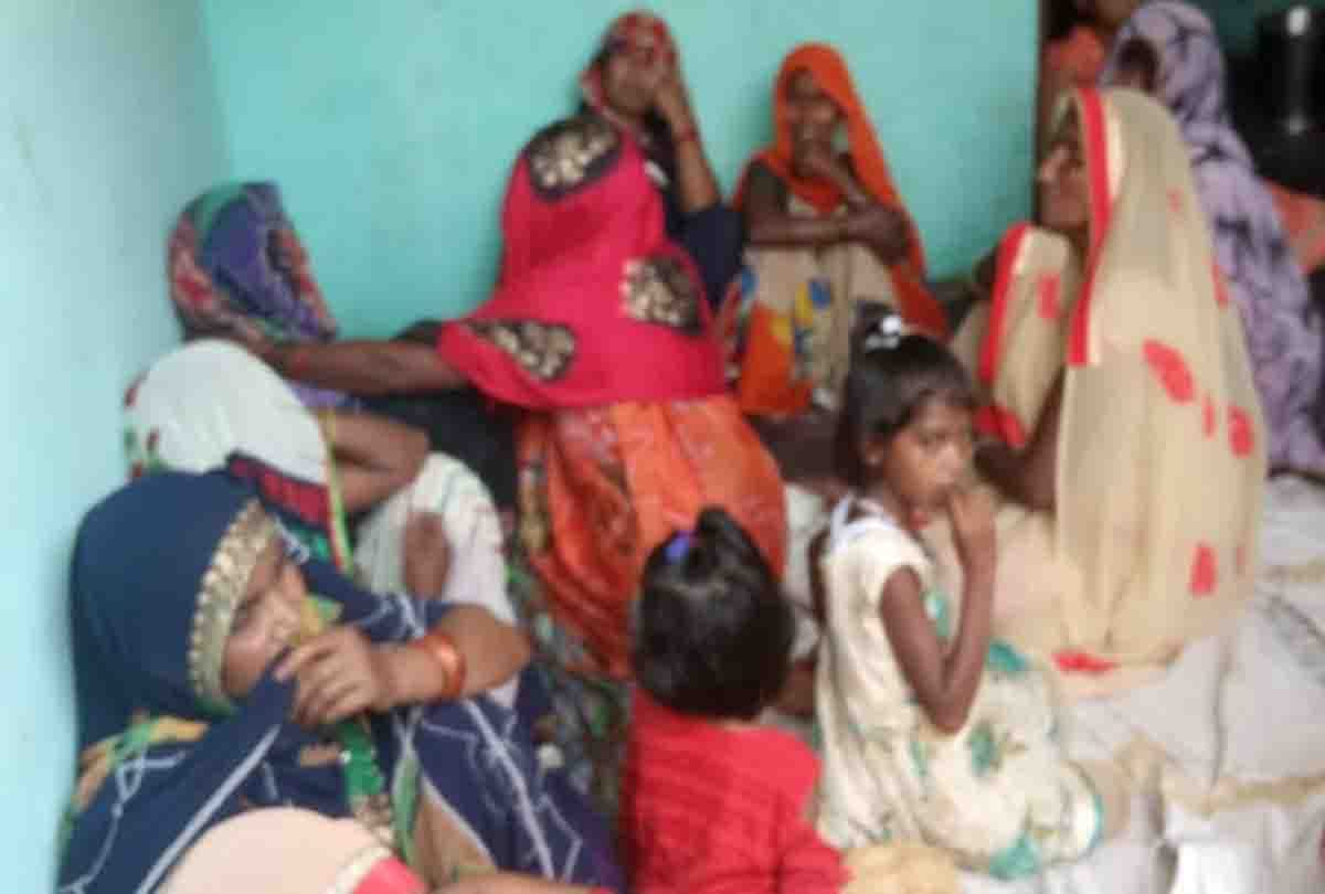 man dies in road accident in farrukhabad