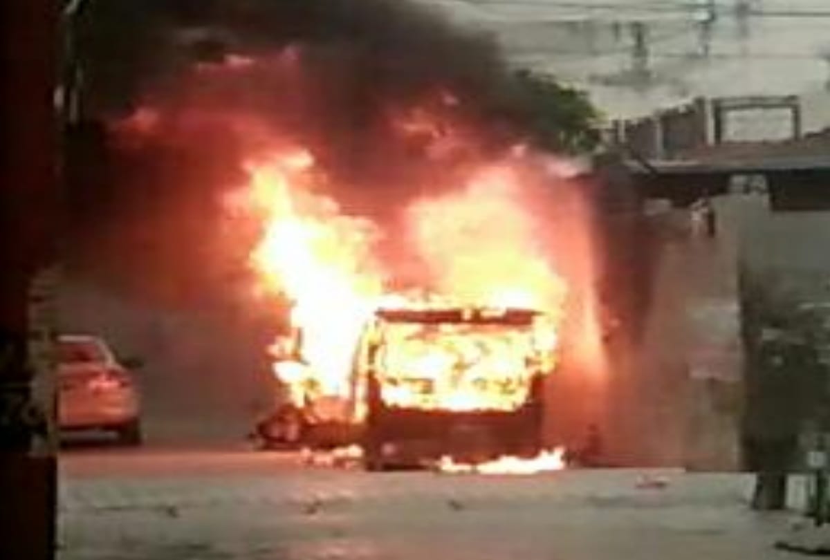 fire in hapur car standing outside home bike also catches fire