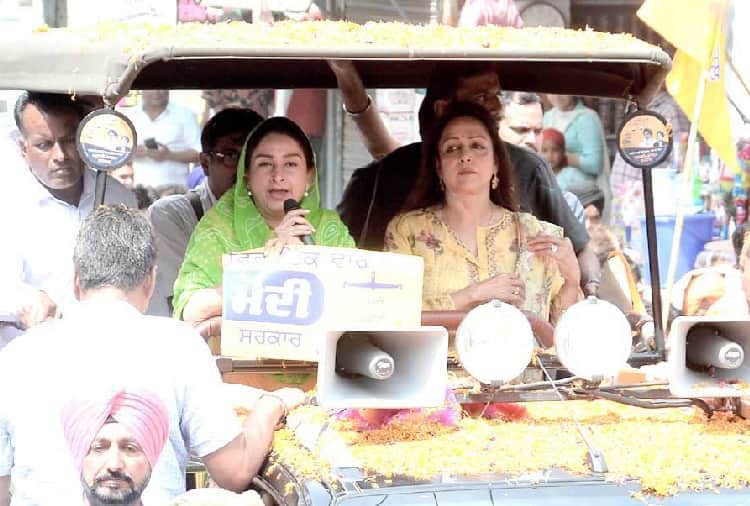 Lok sabha elections 2019, Hema Malini's Road show in Manasa