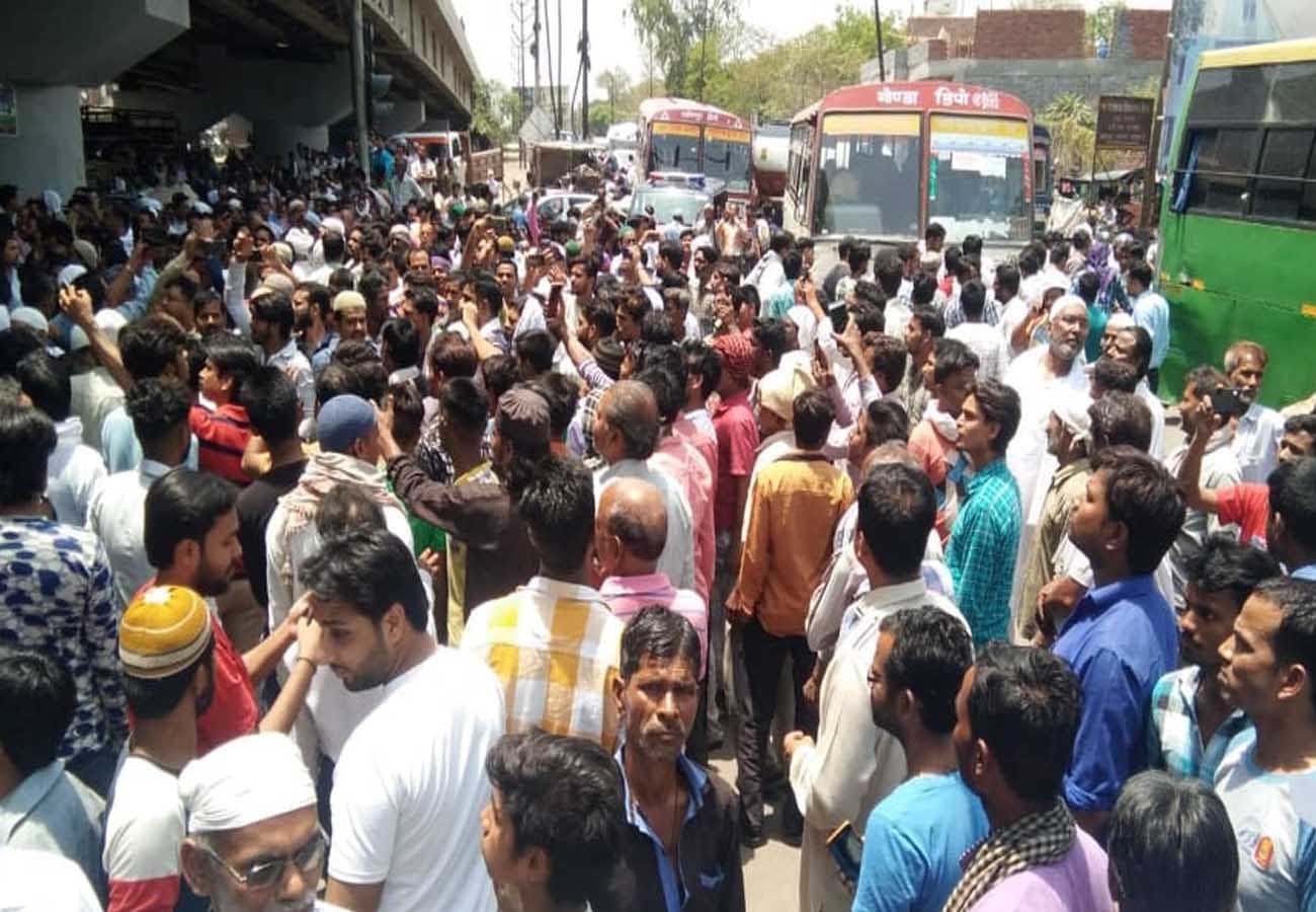 Tannery workers blocked Kanpur Lucknow Highway on power cut