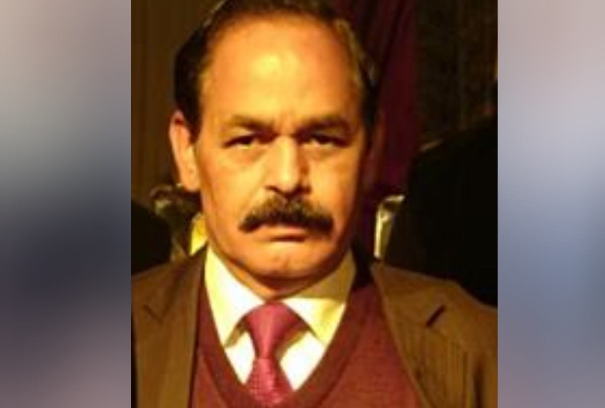 complaint to election commission of hp private educational  regulatory commission chairman