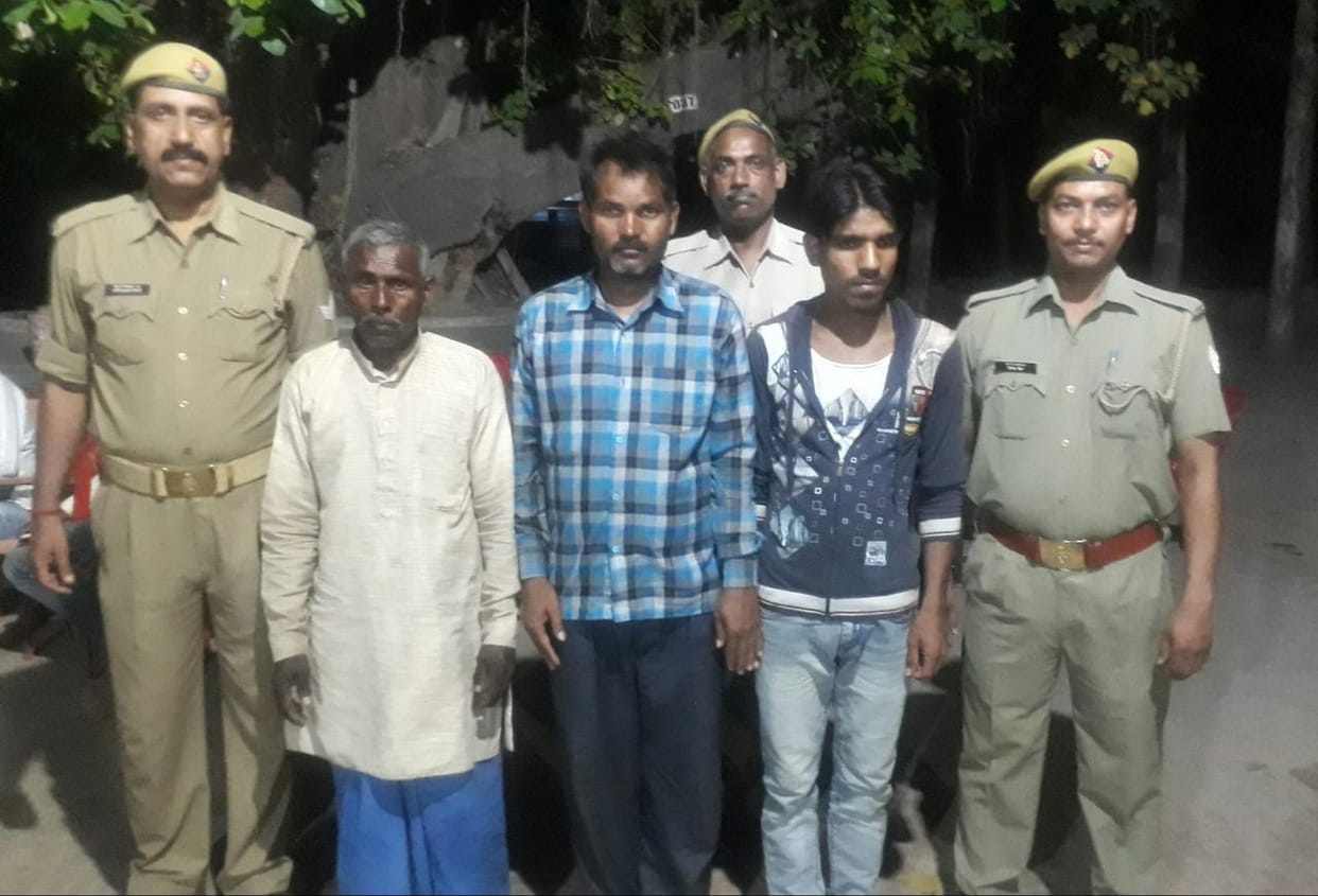 मारपीट की वीडियो सोशल मीडिया पर वायरल, जागी पुलिस