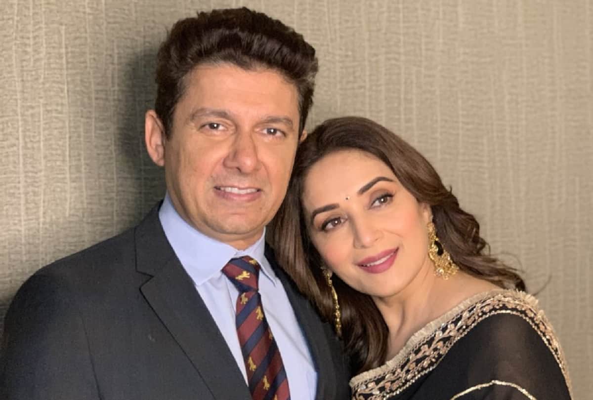 bollywood stars wished madhuri dixit on her 52th birthday
