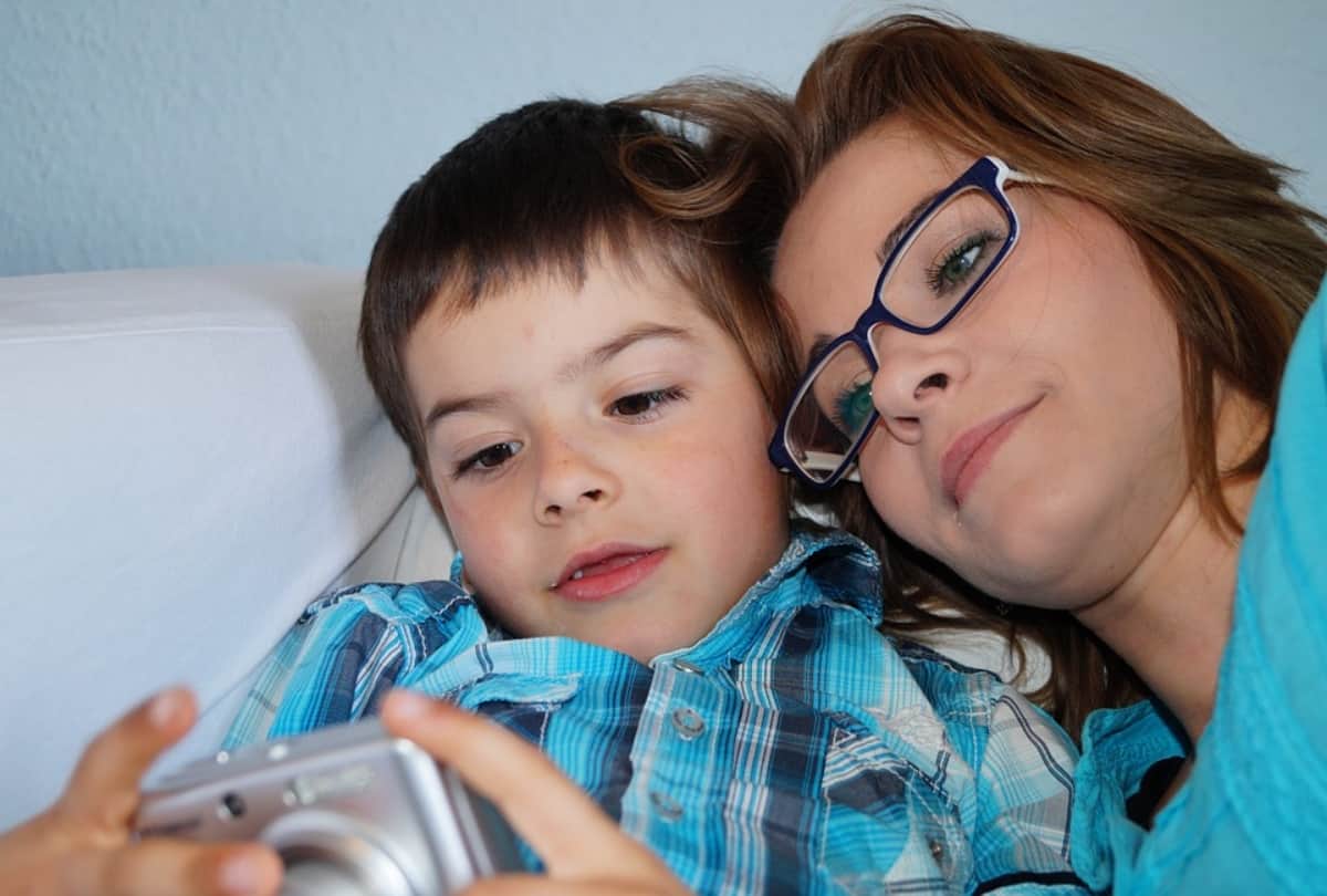 parents of stubborn child must teach value of life to their children