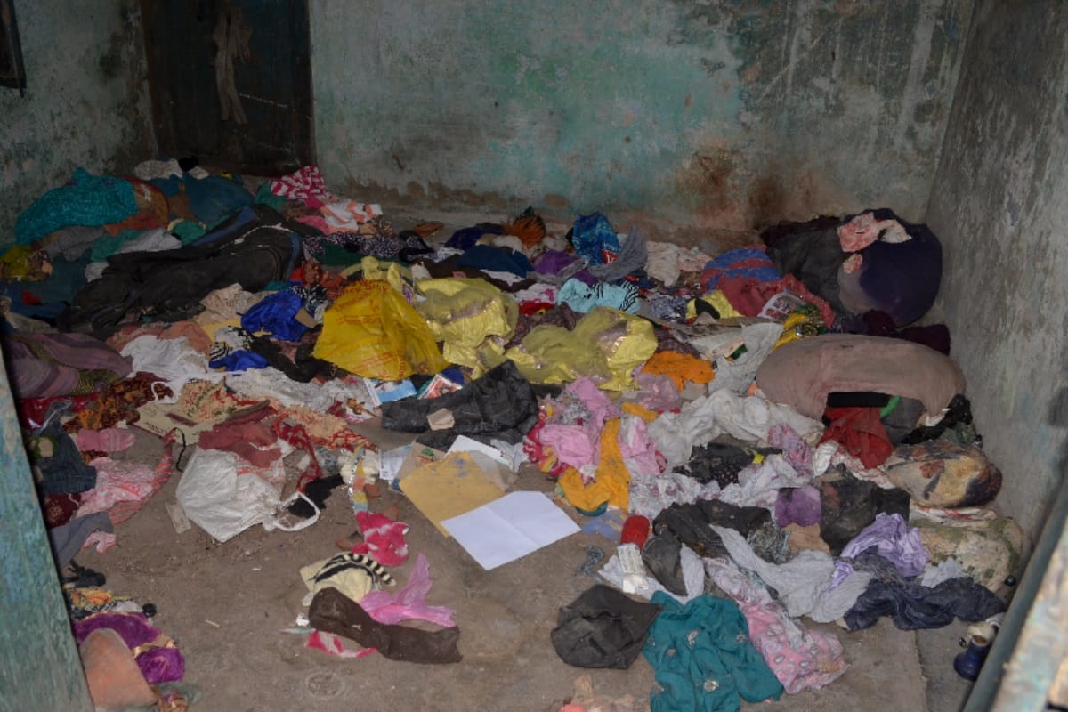 Meerut police sealed several houses in kabadi bazar, Red light area