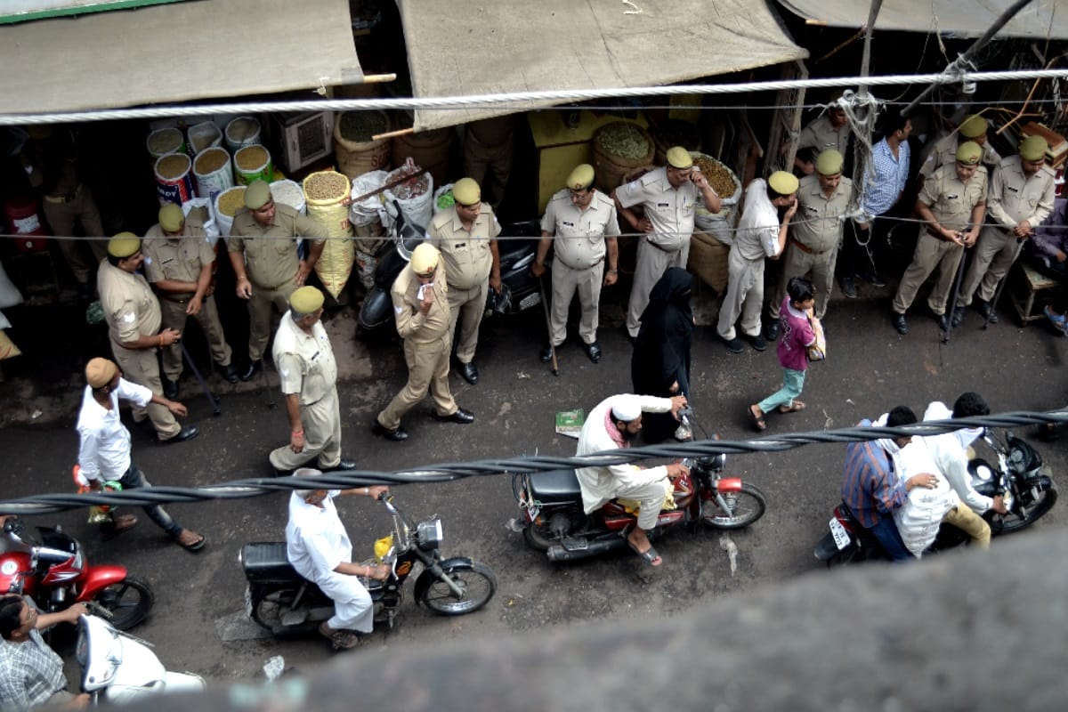Meerut Kabadi Bazar will open conditionally from today, fifteen brothels were closed for three years