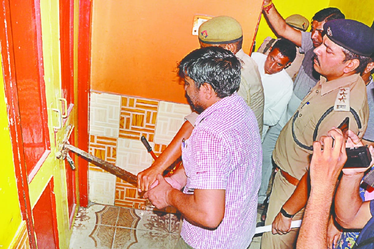 A big sex racket is exposed in Meerut at Uttar Pradesh