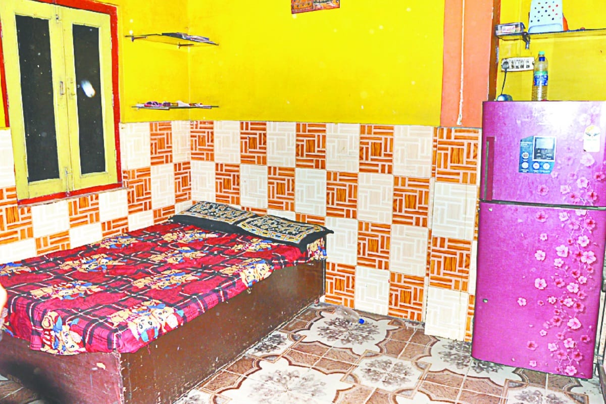 Brothel racket is running in rich areas of Meerut city