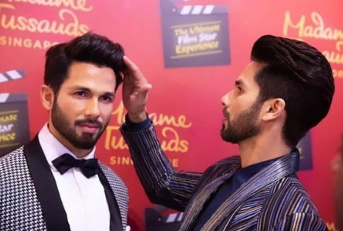 shahid kapoor first wax statue at madame tussauds singapore mira rajput