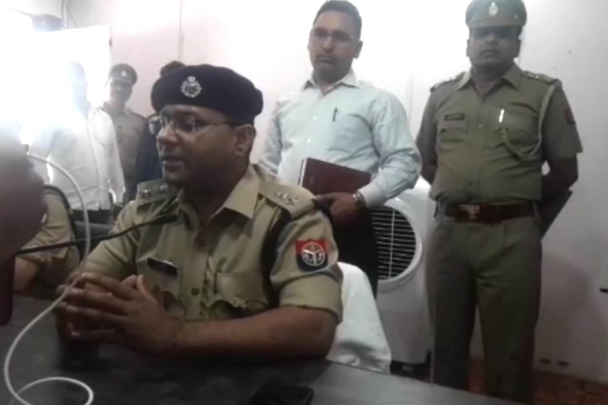 Police remand granted to accused brothers in case of threat of bomb blast in railway stations