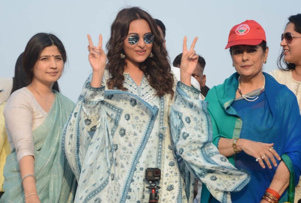sonakshi sinha say sorry after insult of valmiki society