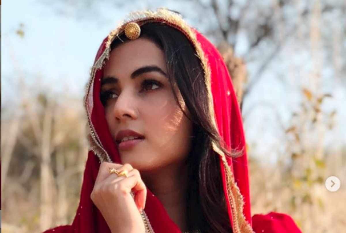 Sonal Chauhan Birthday made debut from film Jannat Will be Seen in Adipurush with prabhas saif ali khan News in Hindi