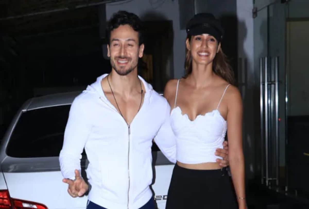 Tiger Shroff and Disha Patani spotted together in twinning in white