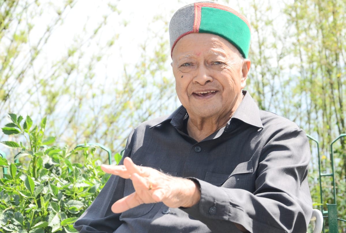 former cm virbhadra singh invited congress leaders for Lunch on 12 July 2020
