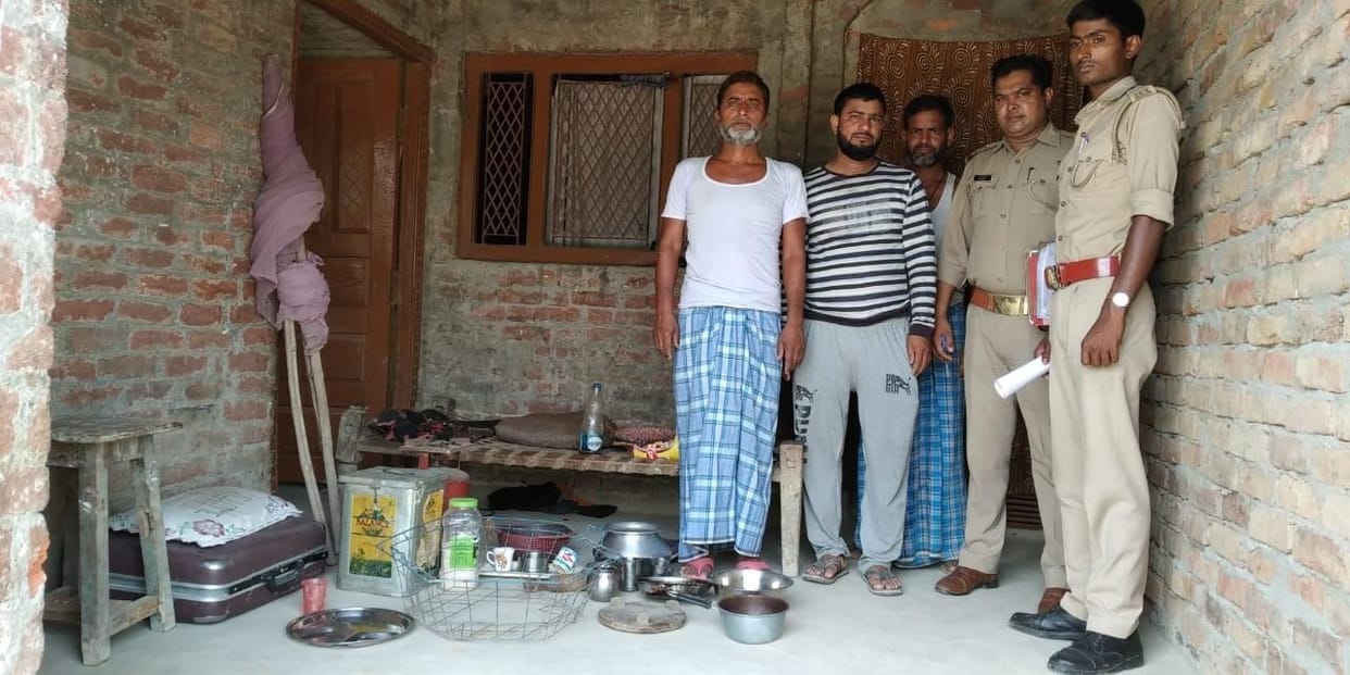 कुर्की की कार्रवाई हुई