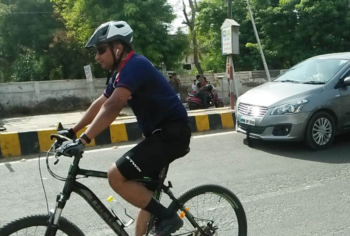 SSP amit pathak sudden Inspection of burning garbage spot by cycle