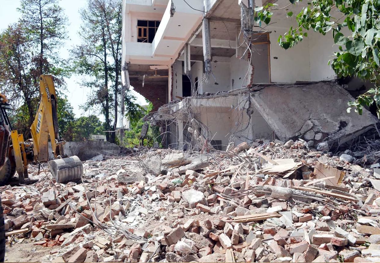Illegal construction at ganga River bank in kanpur