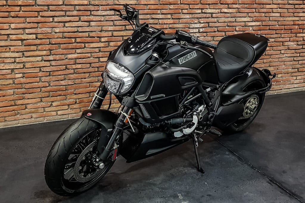 Buy ducati diavel superbike at rs 11.99 lakh big boy toyz delhi, cheaper than vitara brezza
