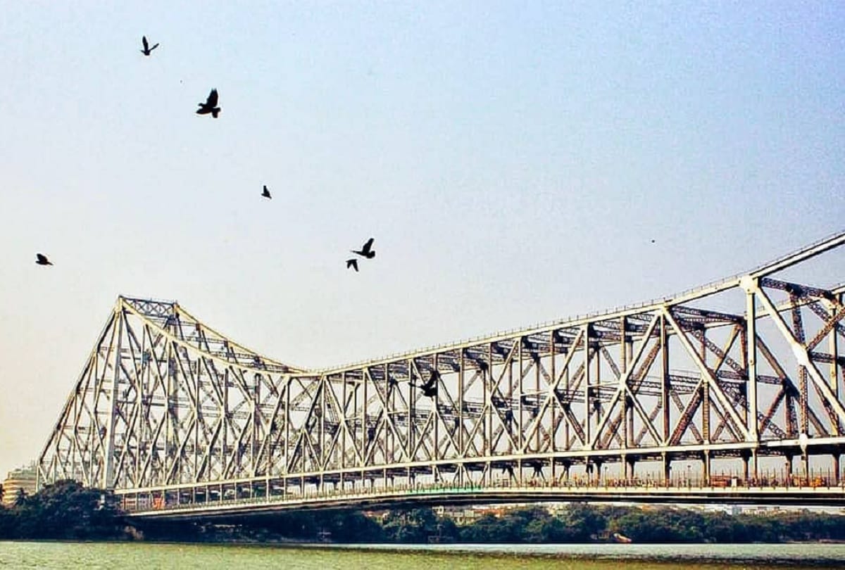 Howrah Bridge Indias only bridge that has not yet been inaugurated