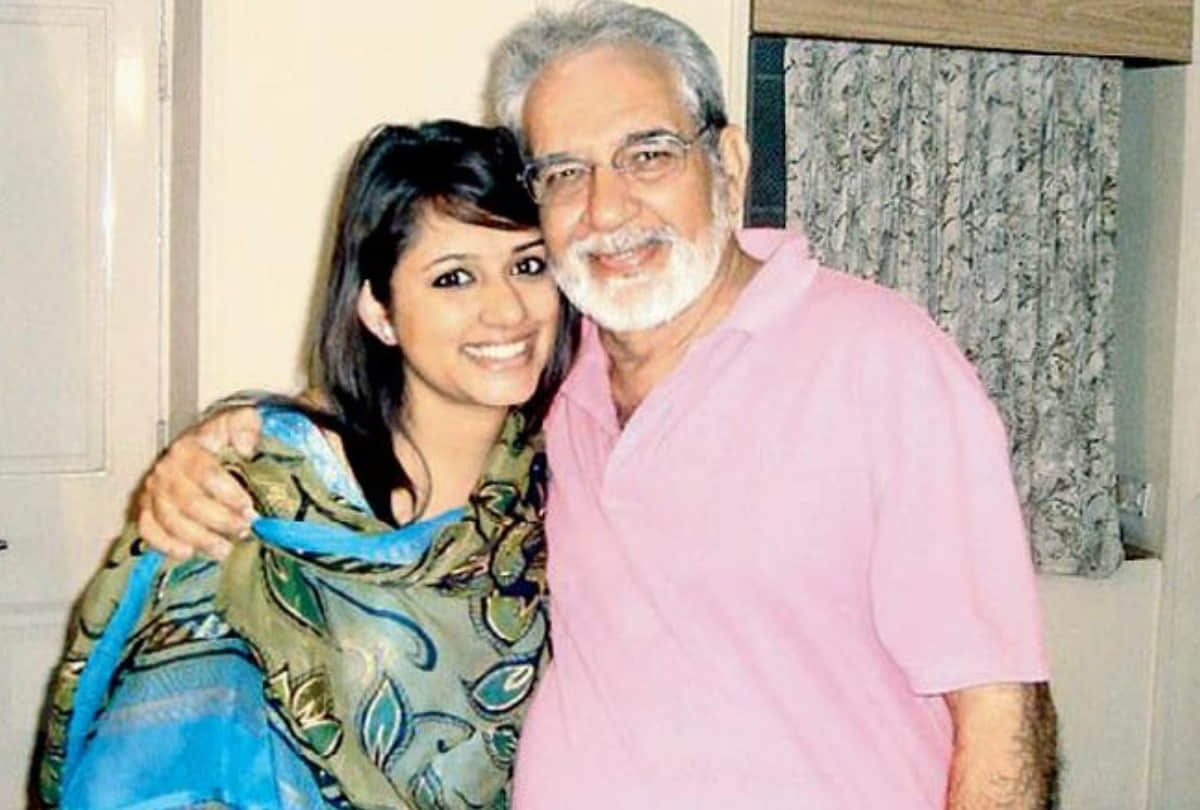 Shakti Kapoor Shraddha Kapoor Kulbhushan Kharbanda Shruti Kharbanda Bollywood 5 villains daughter