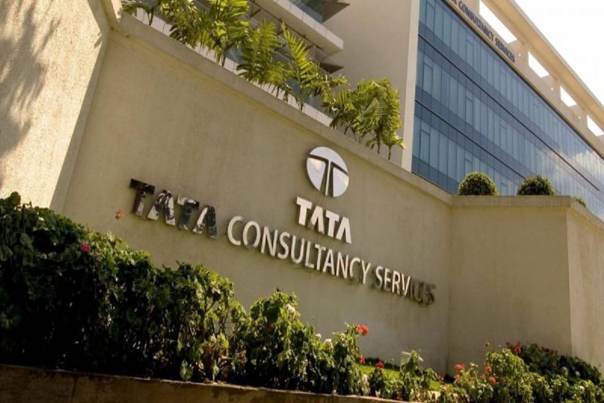 tata top companies market cap is up and hdfc and reliance market cap is lower than tata