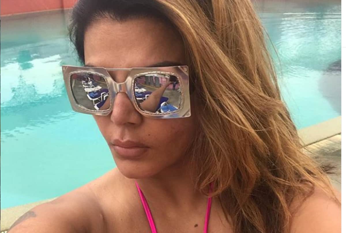 After Pakistani Flag Rakhi Sawant Trolled For sharing bikini photos