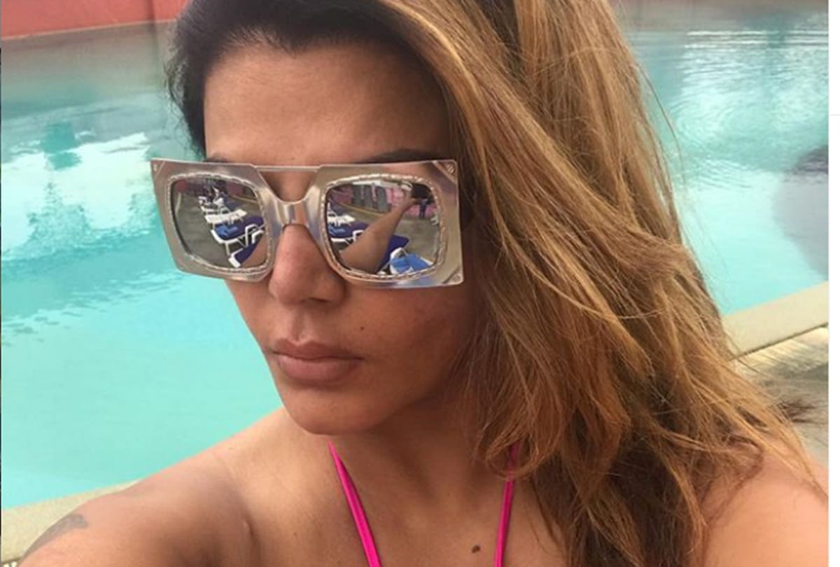 Rakhi Sawant Goes to Vegetable Market and return bare hands due to Inflation