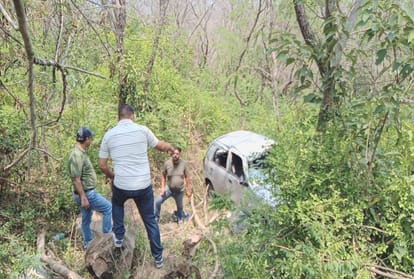 one died in a car accident in kangra himachal