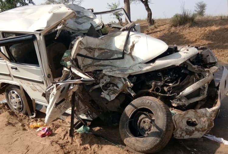 Four people killed in road accident in Mahendergarh of Haryana